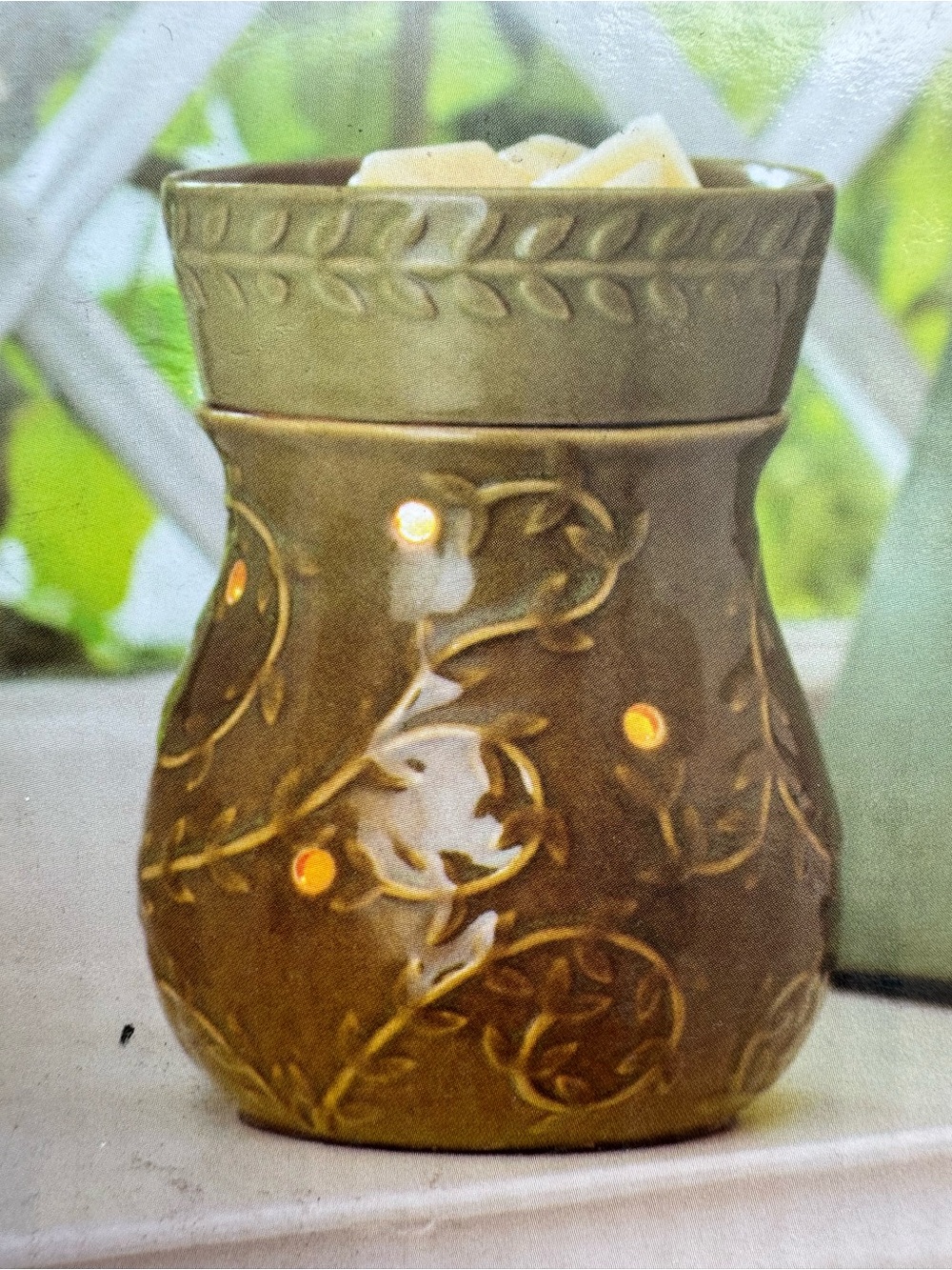 Candle/Fragrance Warmer by Illumination